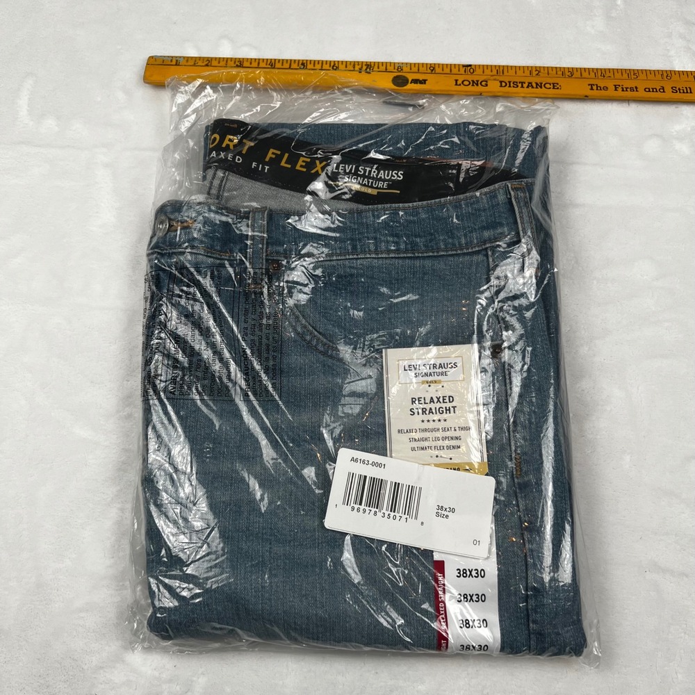 Levi Strauss Signature Gold Mens Relaxed Straight Fit Jeans 38x30 Blue
